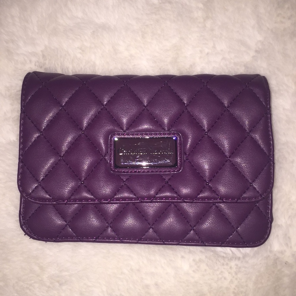 A gorgeous purple handbag,in amazing condition!